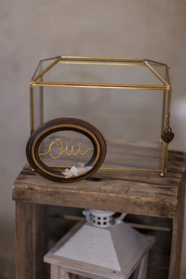 urne aux bords dorés personnalisable