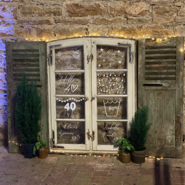 décoration mariage vieille fenêtre