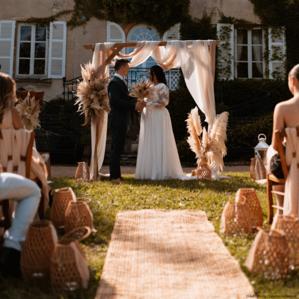 Location tapis de cérémonie en jute à Lyon