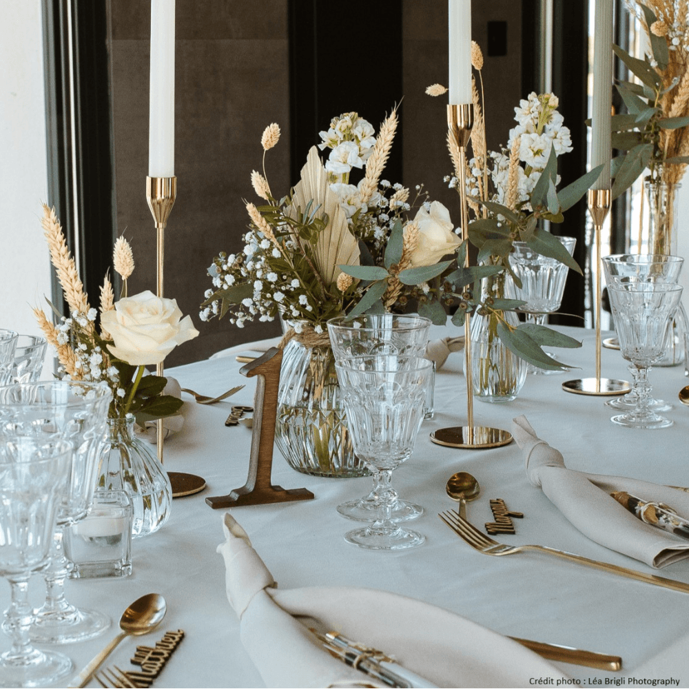 Location trio de chandeliers dorés à Lyon