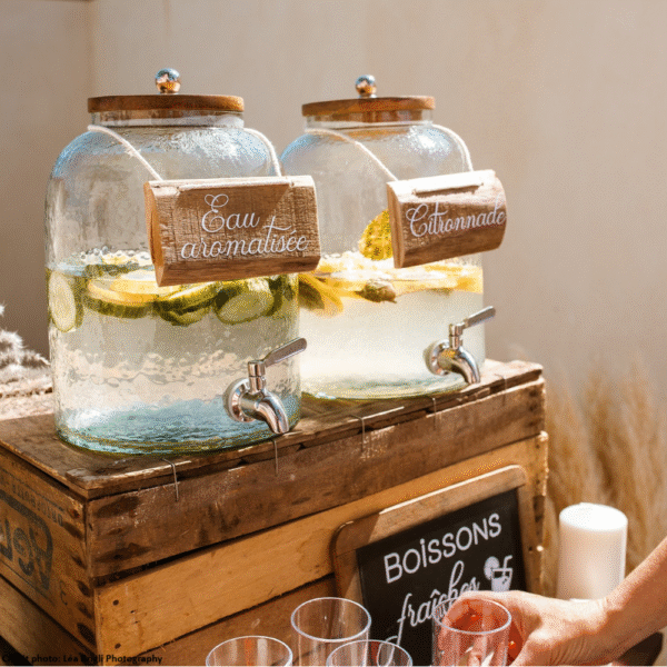 Location fontaines à boissons en verre à Lyon