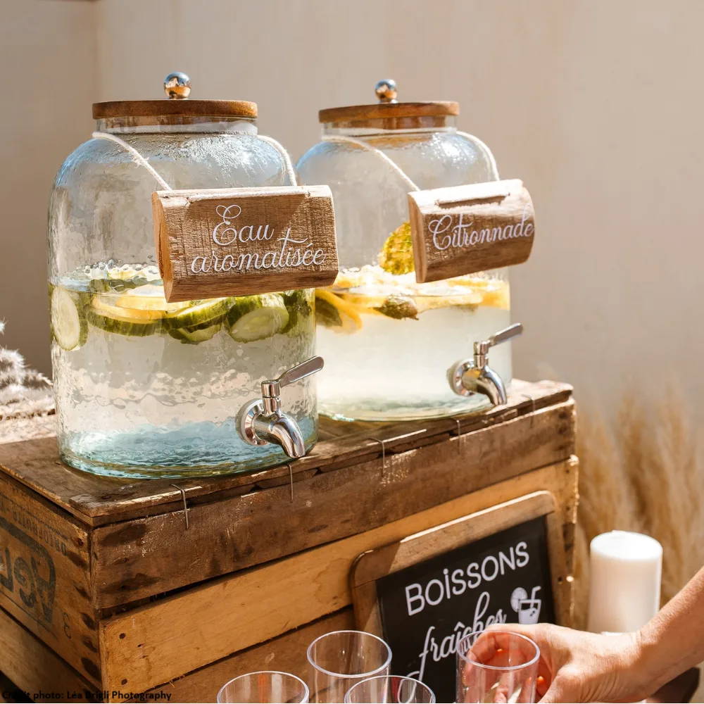 Location fontaines à boissons en verre à Lyon