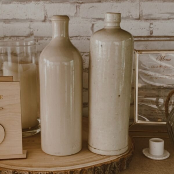 Location bouteille en grès à Lyon