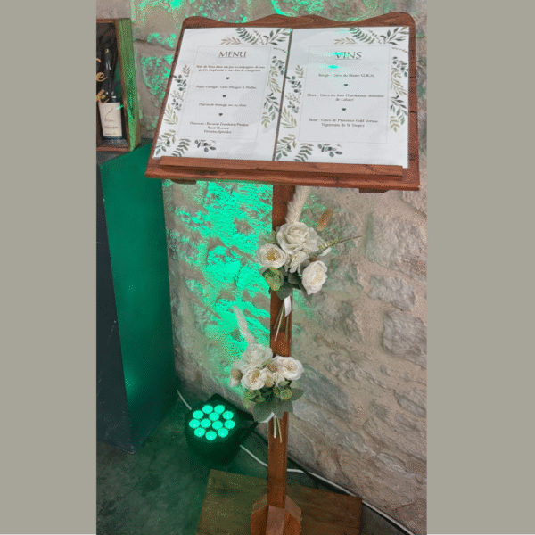 Pupitre en bois - teinté