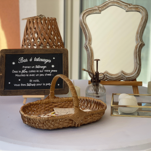 Location petit miroir patiné à Lyon