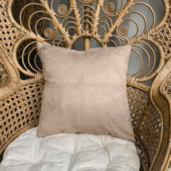 coussin marron clair