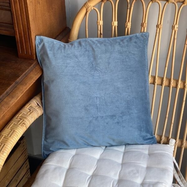 Coussin (plusieurs coloris disponibles)